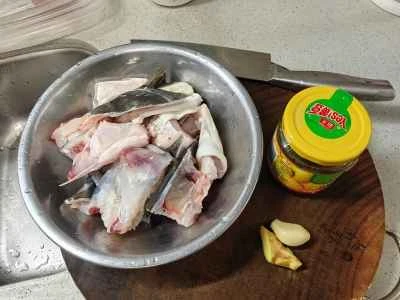 魚の頭と味噌の蒸し物の作り方：1