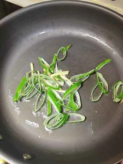 小川エビの炒め方:2