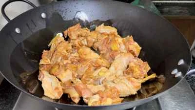 松茸入り鶏肉の煮込みの作り方：6