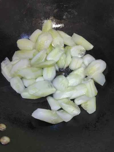 牛肉とキュウリの炒め物の作り方：10