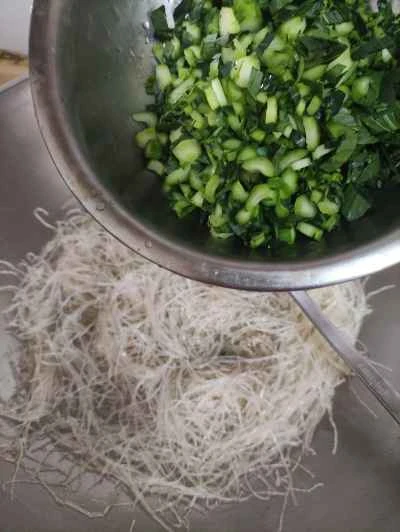 チンゲン菜と春雨の卵炒めの作り方：7