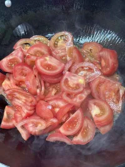 四川麺入りトマトエビペーストの作り方：3