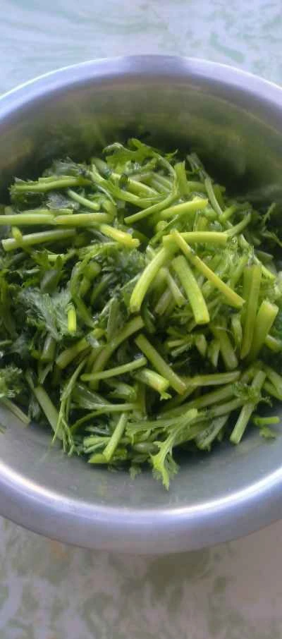 蒸し菊菜のレシピ手順：1