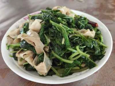 アマランサスと乾燥豆腐の炒め物レシピ