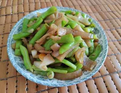 豚皮とインゲンの炒め物の作り方：12