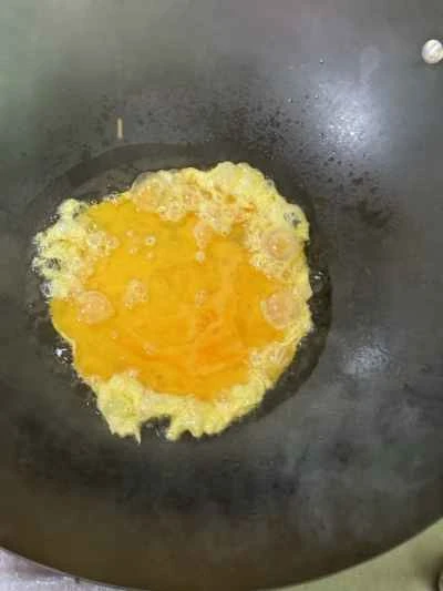 卵とエビのヘチマ炒めの作り方：4