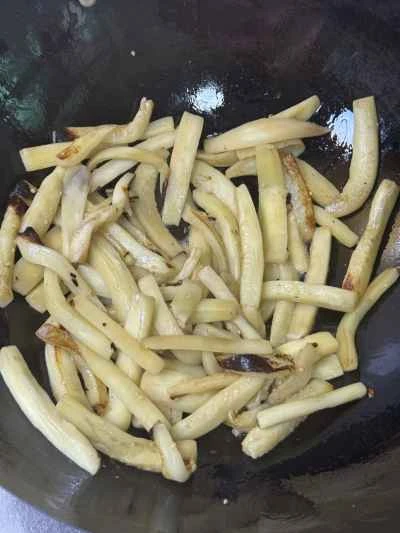 ナスと唐辛子の炒め物の作り方：4