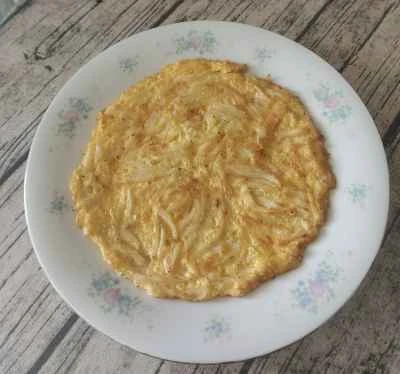 小さな銀色の魚を使ったオムレツの作り方：6