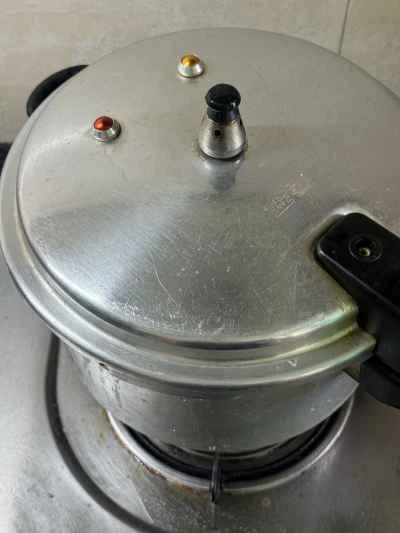 塩漬けカラシナを使った鶏足の煮込みの作り方：11