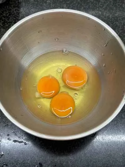 にんじんと卵の炒め物の作り方：2