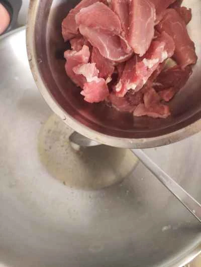 豚肉、春雨、インゲン豆のシチューの作り方：5