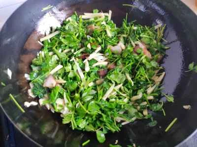 冬筍とハーブの豚バラ肉炒めの作り方：6