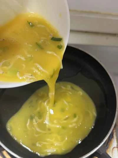 卵とシミの炒め物の作り方：8