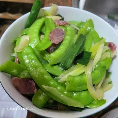 スナップエンドウと中華ソーセージの炒め物の作り方：4
