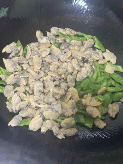 ピーマンとアサリの炒め物の作り方：6