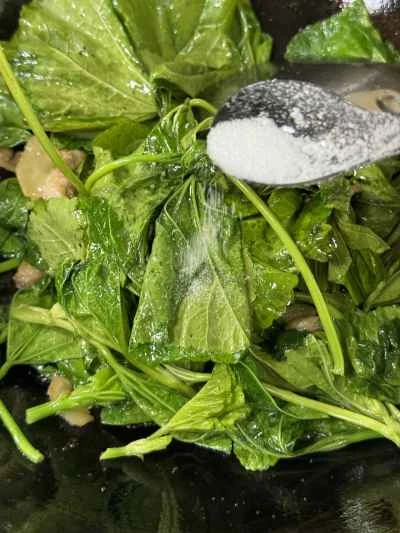 豚皮入り冬野菜炒めの作り方：8