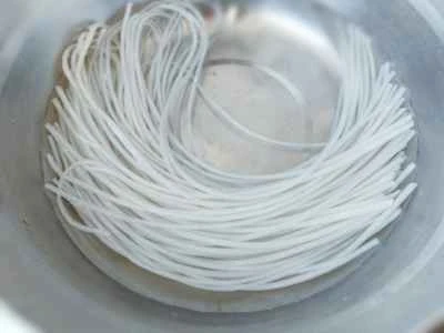 セロリ焼きそばの作り方：2