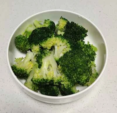 野菜と豆腐の炒め物を作る手順：1