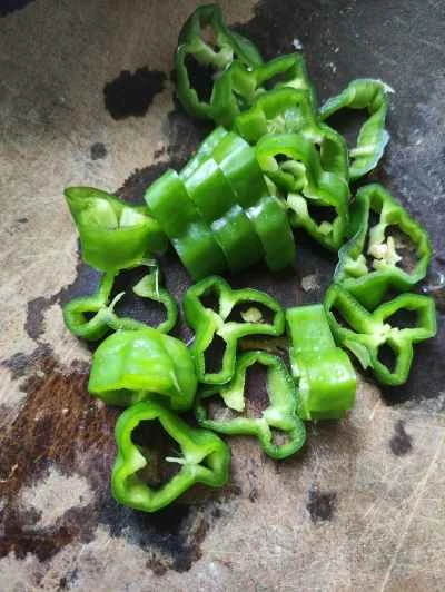 牛肉と唐辛子の炒め物の作り方：2