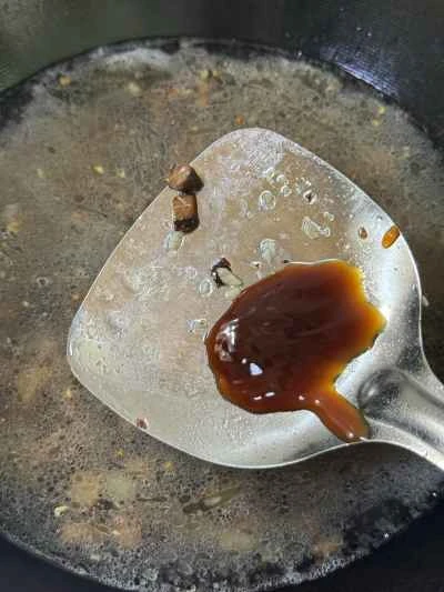 ソース入りライスヌードルロールの作り方：8