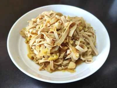 千切り豆腐皮とベビーチンゲン菜の炒め物の作り方：7