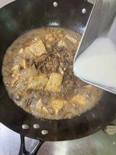 豆腐入り牛肉の煮込みの作り方：10