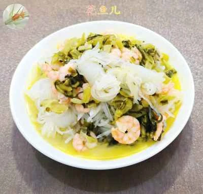 こんにゃくの結び目と白菜の漬物とエビの炒め物のレシピ
