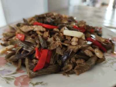 乾燥インゲンと細切り豚肉の炒め物の作り方：6