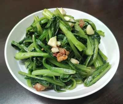 ロメインレタスと豚の皮の炒め物の作り方:6