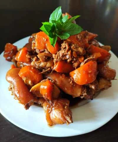 にんじん入り豚足煮込みの作り方：8