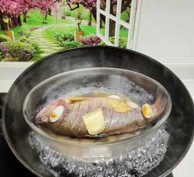 蒸しスズキのレシピ手順：2