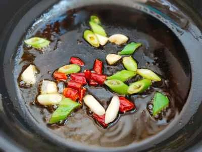 セロリ炒め麺の作り方：4