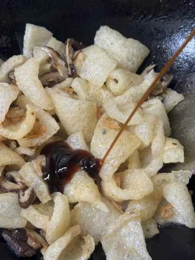 椎茸と干しエビの豚皮煮込みの作り方：10