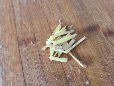 豚バラ肉とたけのこと炒め物の作り方：4