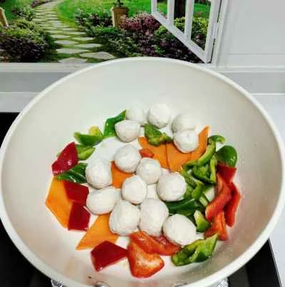 鶏肉とピーマンの炒め物を作る手順：4