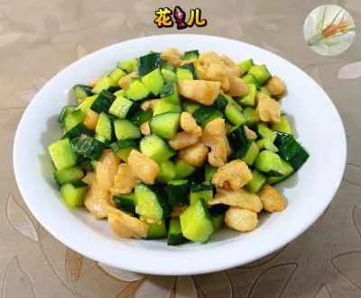 鶏胸肉とキュウリの炒め物レシピ