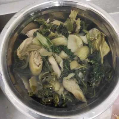 豚腸とキャベツのピクルス炒めの作り方：3