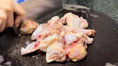 椎茸入り鶏肉の煮込みの作り方：3