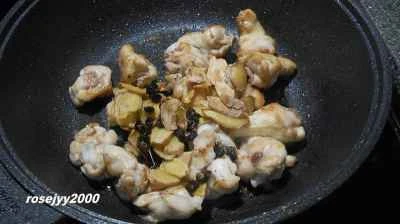 アンジェリカと生姜のゴマ油チキンの作り方：7