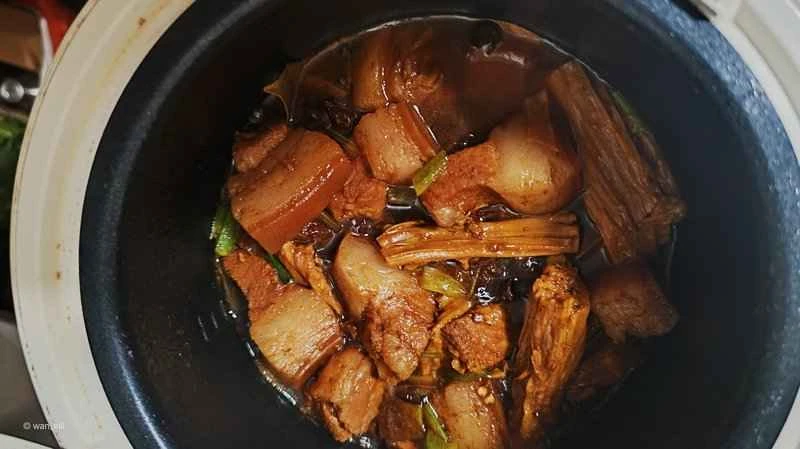 炊飯器で豚肉の煮込みを作る手順：8