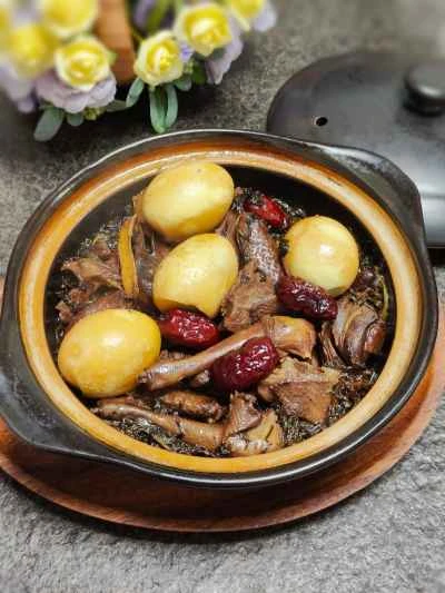 ヨモギと鳩のシチューのレシピ