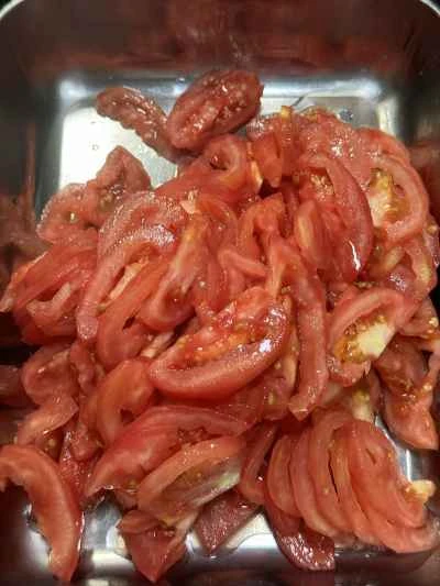 トマト、エノキ茸、牛肉の作り方：3