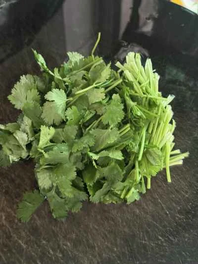 刻んだ唐辛子、ひき肉、卵を作る手順：3