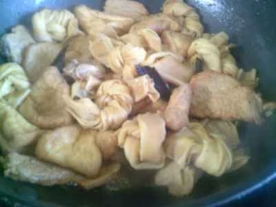 豆腐の結び目を使った煮込みポークチョップの作り方：12