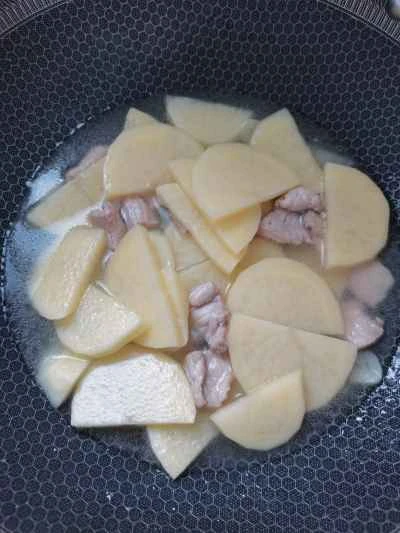 肉入りジャガイモ炒めの作り方:5