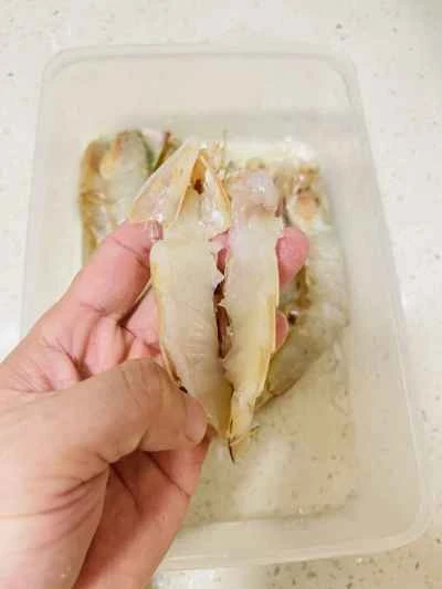 ニンニク蒸しエビの作り方：2