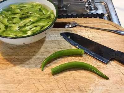 ゴーヤ、ピーマン、牛ヒレ肉の作り方：2