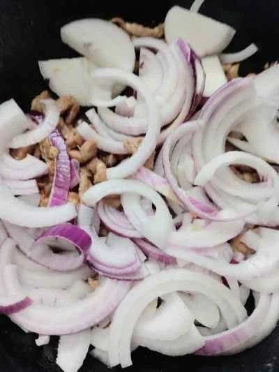 細切り豚肉と玉ねぎの炒め物の作り方：9