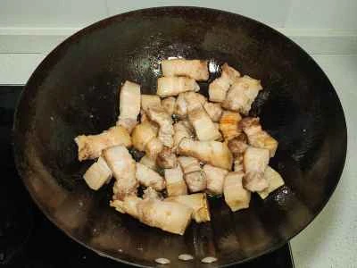 豚バラ肉の煮込みレシピの手順：2