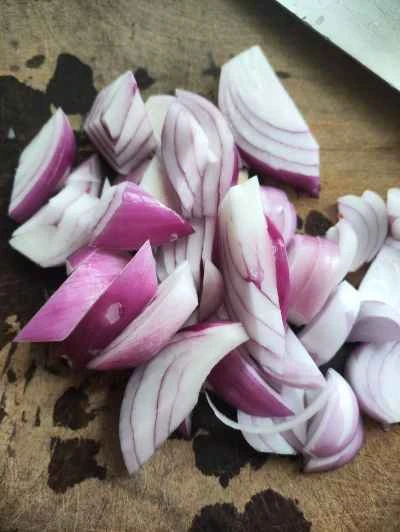 豚肉と玉ねぎの炒め物の作り方：1